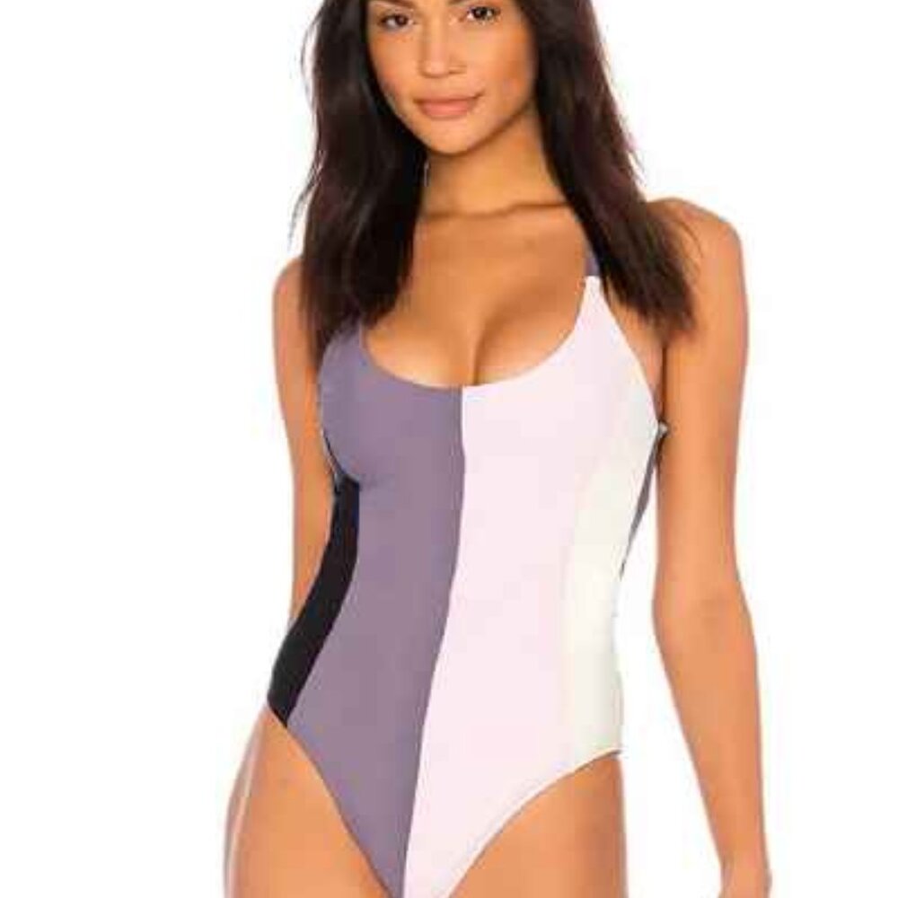 🎉HOST PIC 🎉PILYQ AMETHYST FARRAH ONE PIECE Lg $130